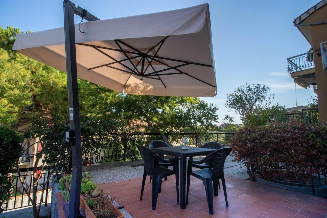 Luminoso Appartamento Con Ampia Terrazza Сан-Бартоломео-аль-Маре Екстер'єр фото
